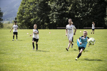 Phonak_2018soccercamp_HR_008.jpg