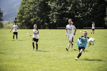 Phonak_2018soccercamp_LR_008.jpg