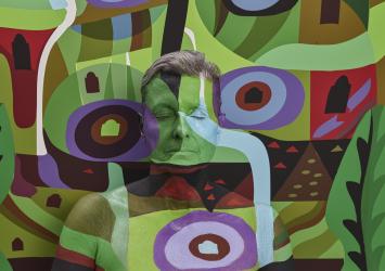 Phonak_Lyric4_art of invisibility_Woman_2010_HR.jpg