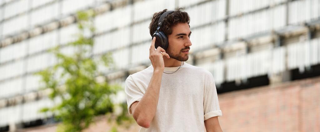Momentum 4 Wireless